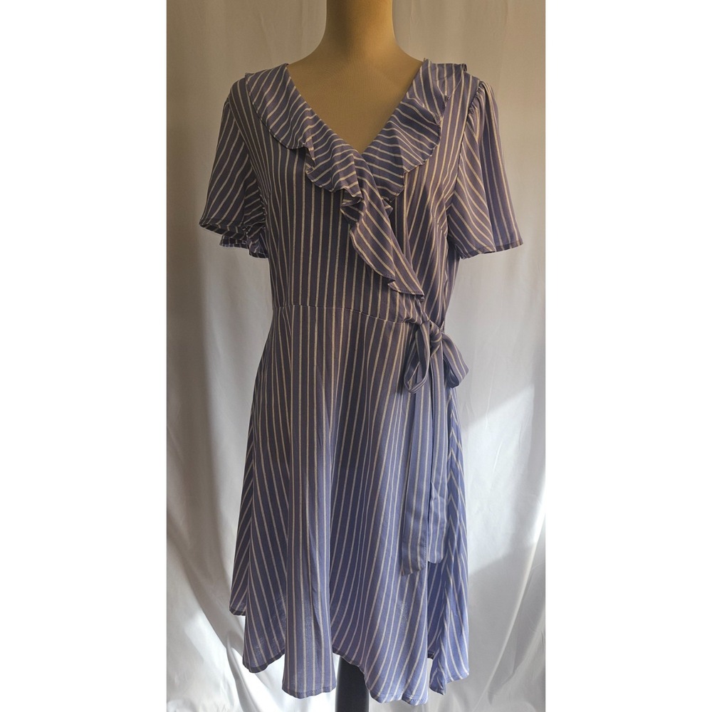 Xhilaration Striped Wrap Dress Flutter Sleeve Coastal Cottagecore L Short Sleeve